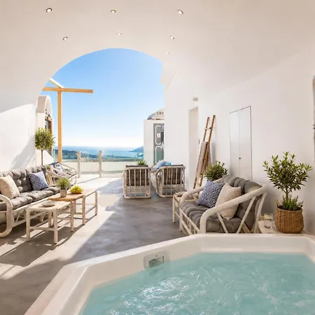 Mk4 Caldera 3* Fira (Santorini)